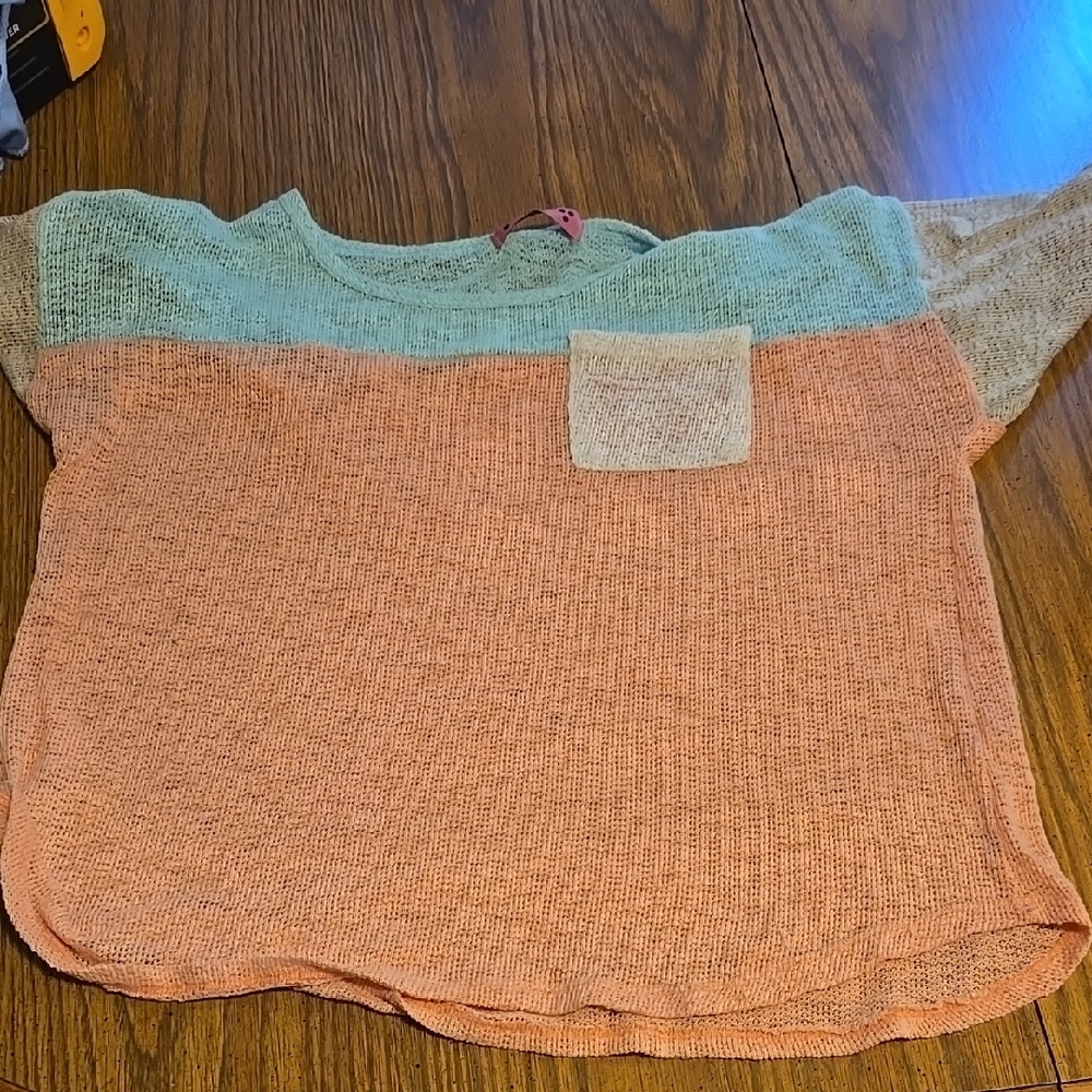 Colorblock Knit Top with Pocket